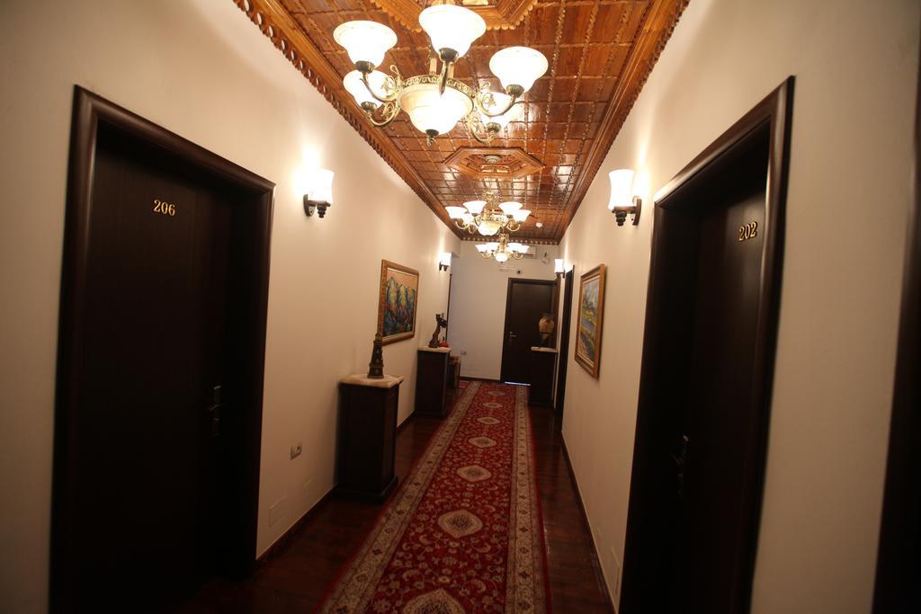 בראט Antipatrea Hotel מראה חיצוני תמונה