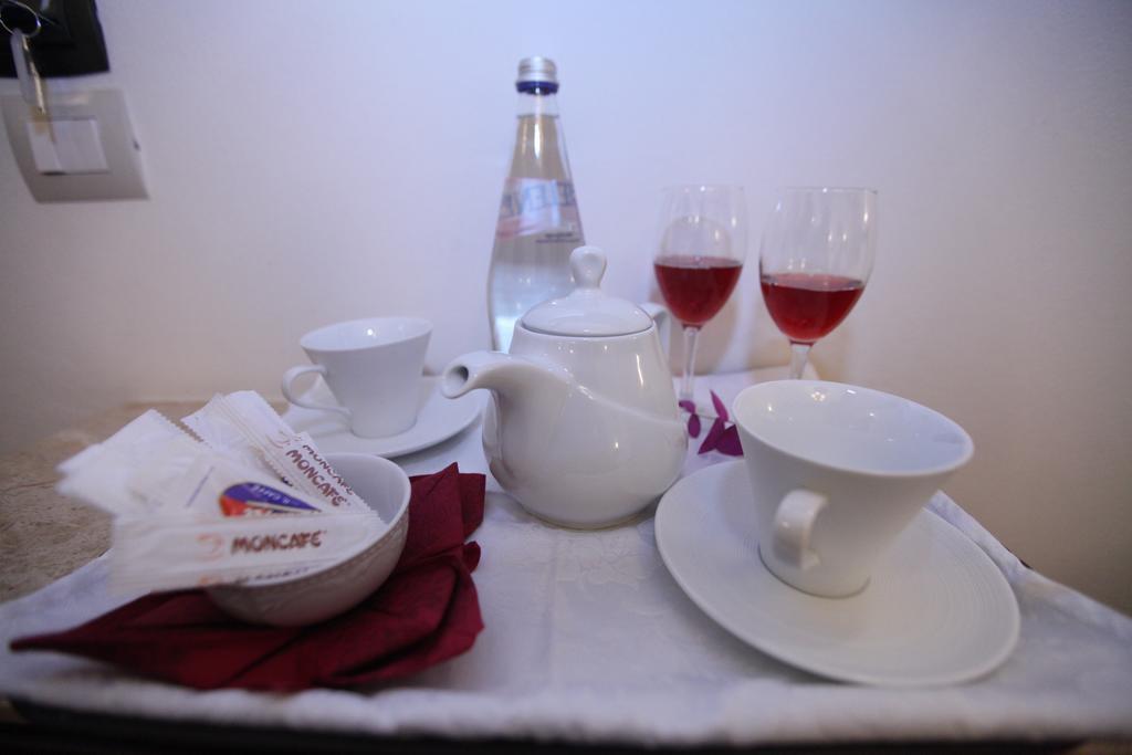 בראט Antipatrea Hotel מראה חיצוני תמונה