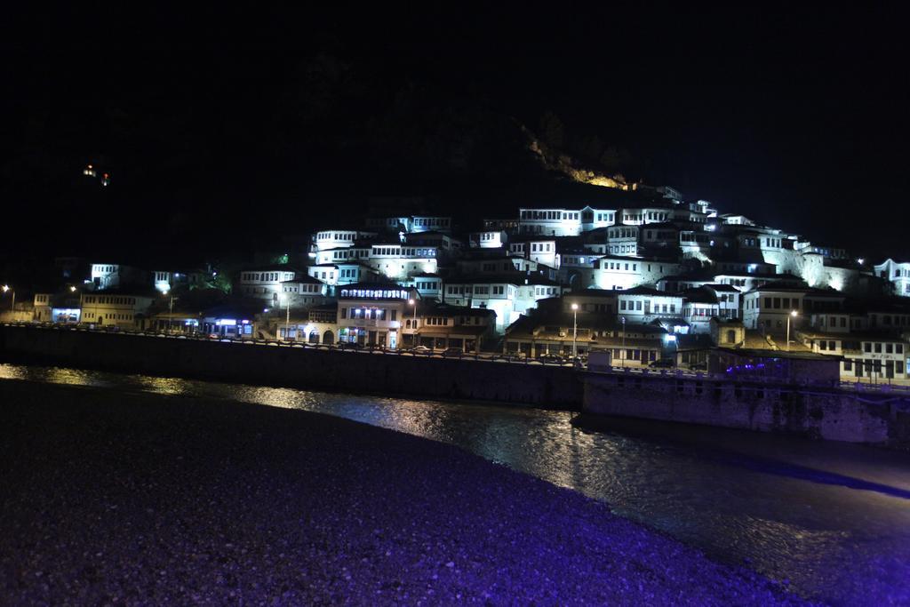 בראט Antipatrea Hotel מראה חיצוני תמונה